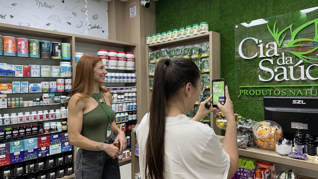  loja Cia da Saúde Porto Belo produtos naturais proprietária e cliente